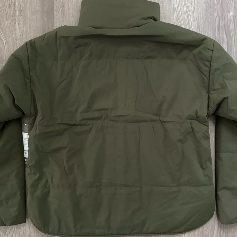 VUORI CANYON INSULATED JACKET•OLIVE•SIZE SMALL - Picture 15 of 15